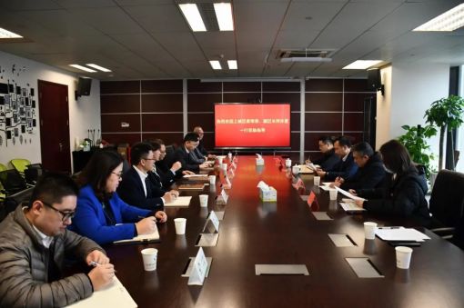 杭州市上城區(qū)委常委、副區(qū)長(zhǎng)何亦星一行來(lái)浙江化工調(diào)研指導(dǎo)